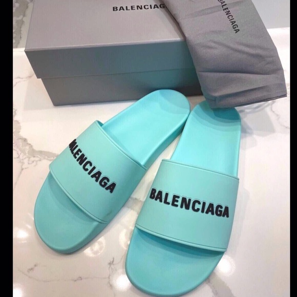 Balenciaga Women's Logo Pool Slides Sandals 10 US /40 EU - Picture 1 of 14